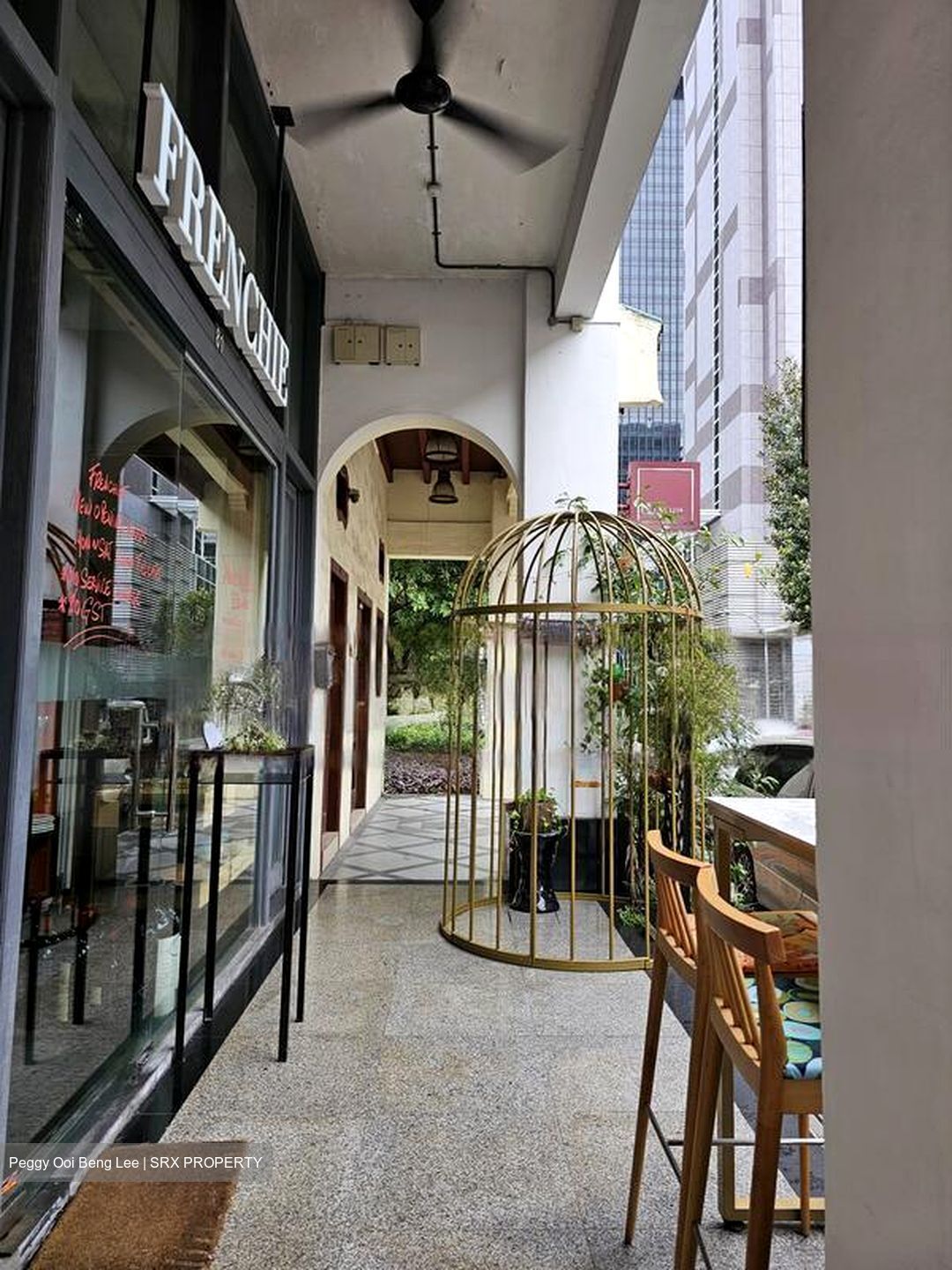 Tras Street (D2), Shop House #535507671